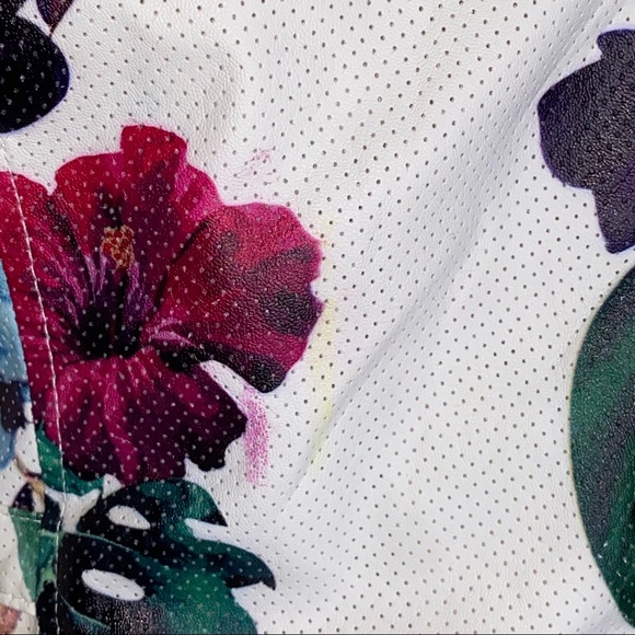 Vigoss FloralFaux leather jacket Size Small - Picture 8 of 8